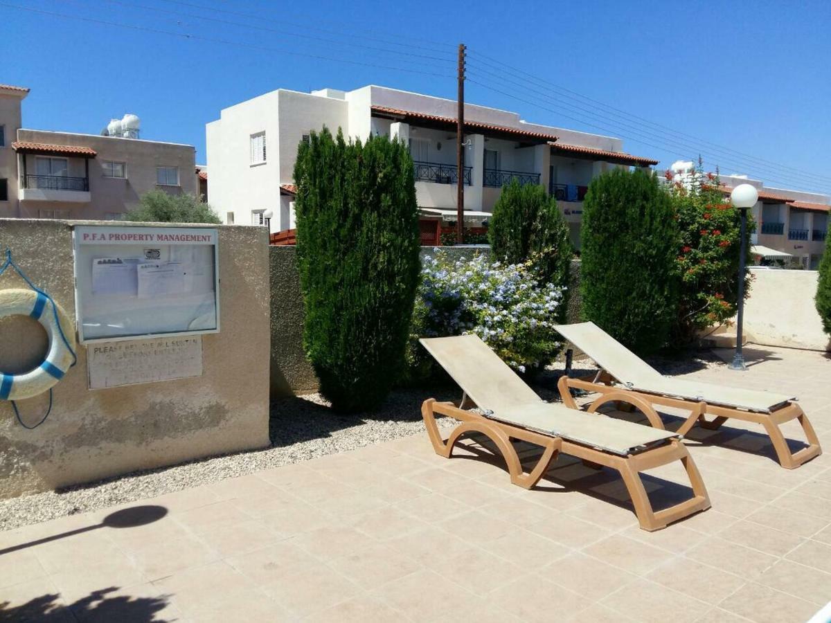 Apartamento By The Sea Paphos Exterior foto